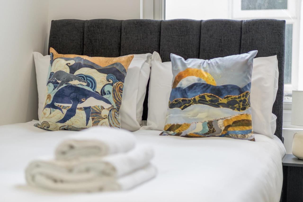 London Selwyn Road Studios Экстерьер фото