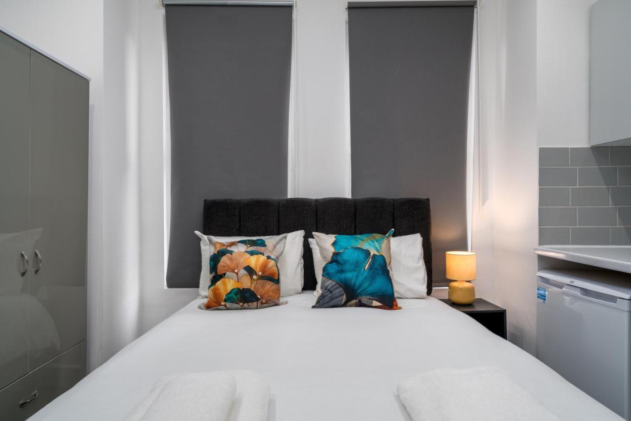 London Selwyn Road Studios Экстерьер фото